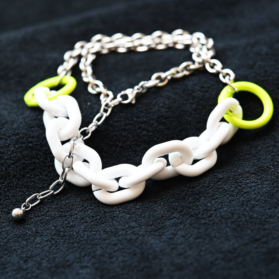 Interlocked: White & Silver - Necklace